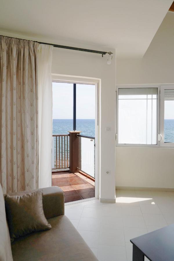 Cozy Corner Vs Beachfront 斯塔罗斯 外观 照片