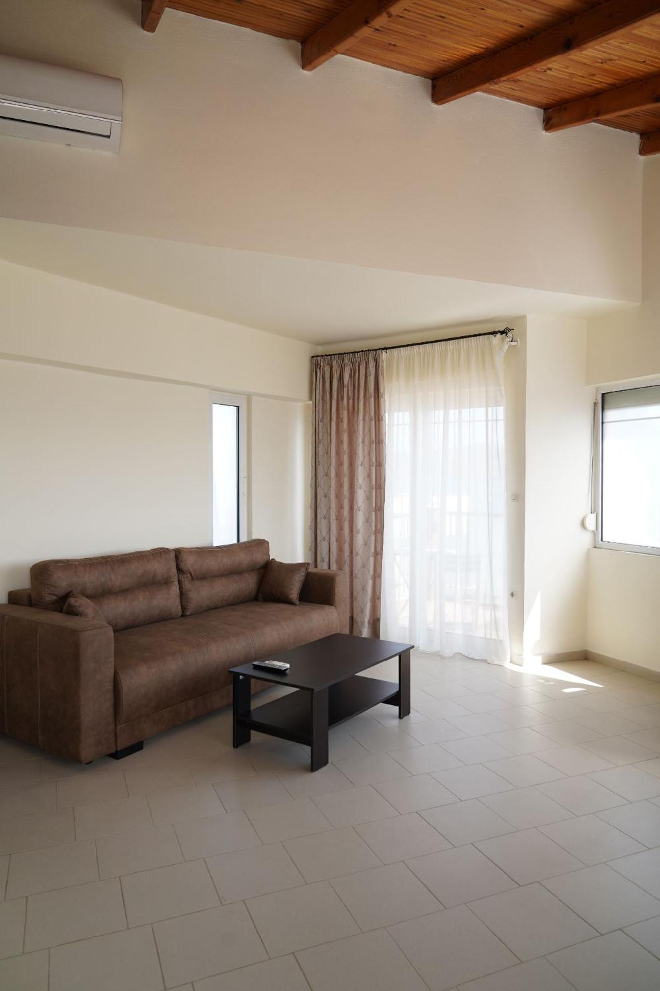 Cozy Corner Vs Beachfront 斯塔罗斯 外观 照片